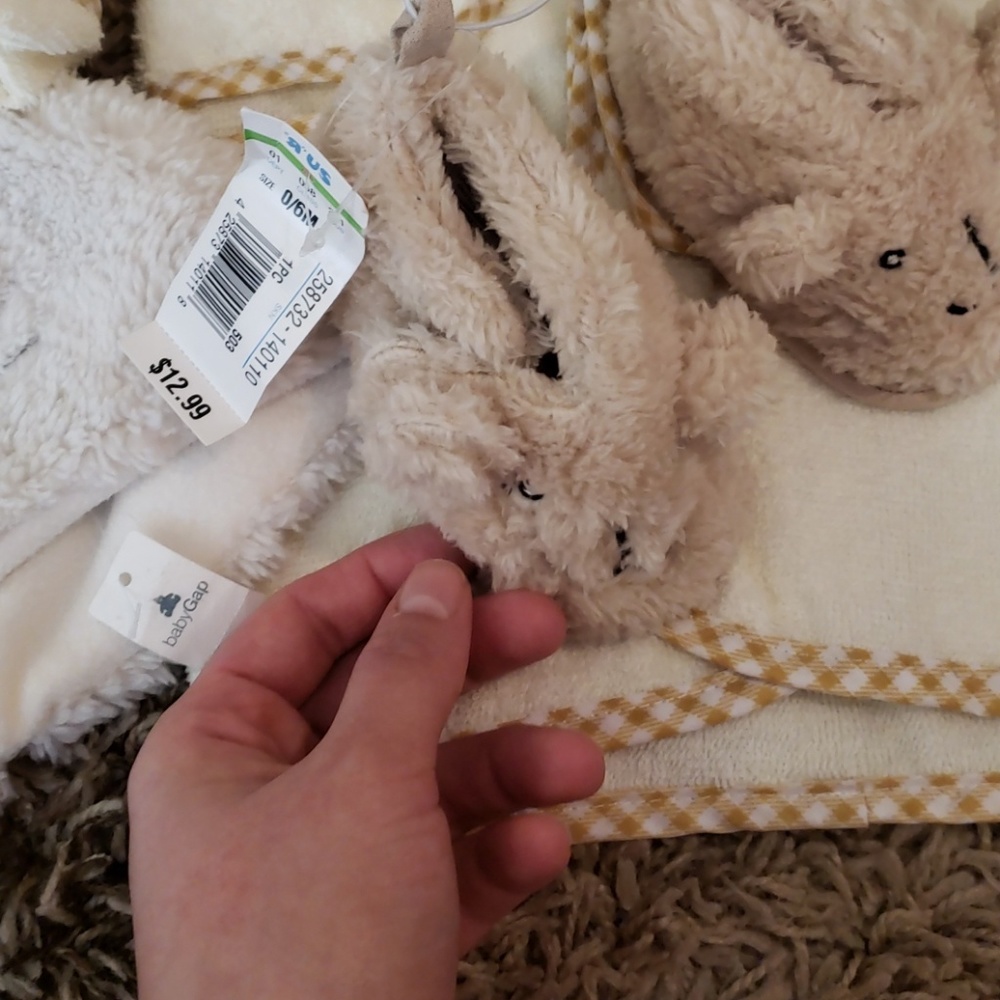 Nwt koala Baby bathrobe towel - Picture 6 of 6